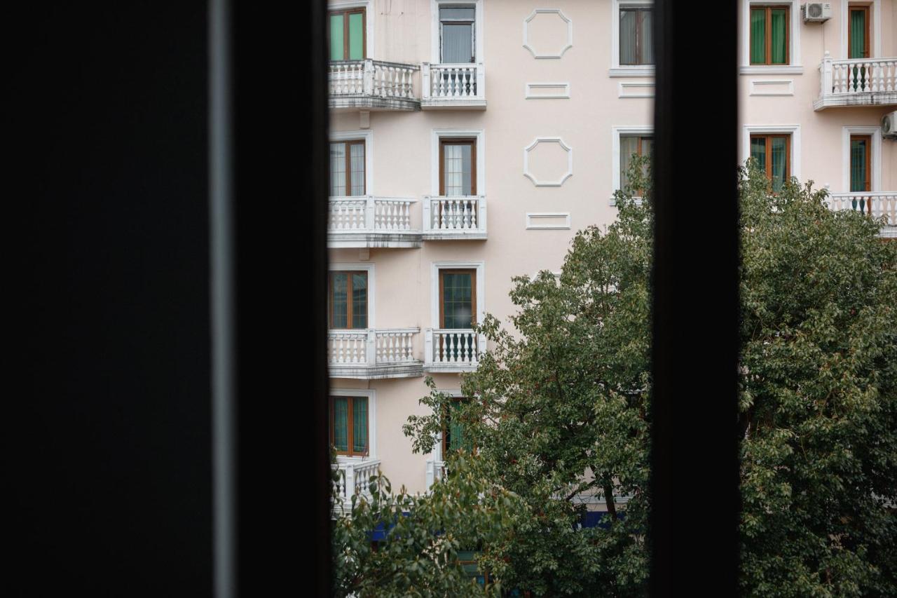 Mariinsky Boutique Hotel Batumi Esterno foto