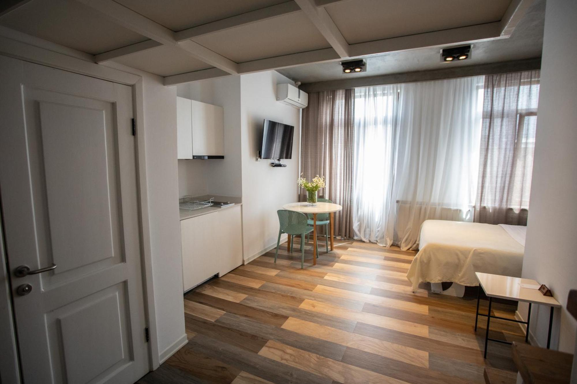Mariinsky Boutique Hotel Batumi Esterno foto
